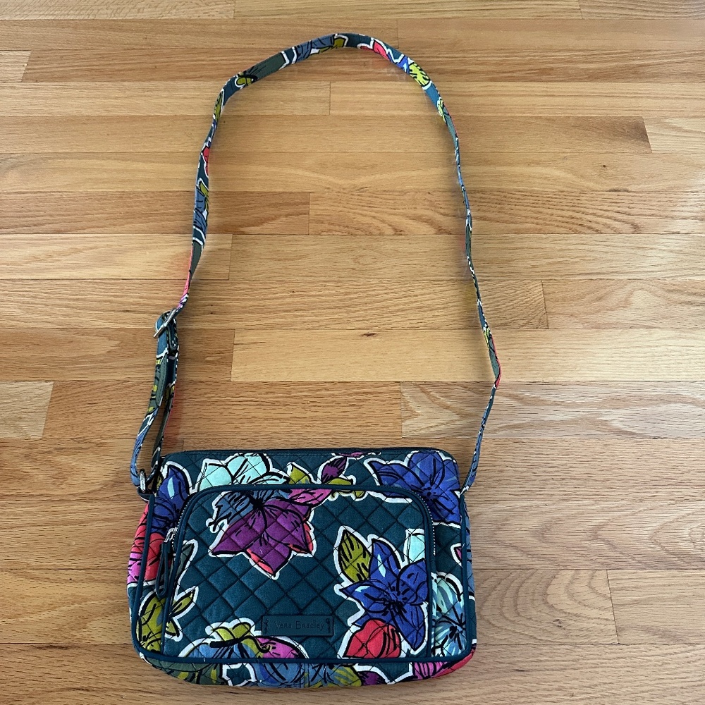 Vera Bradley Iconic RFID Little Hipster Falling Flowers Pattern